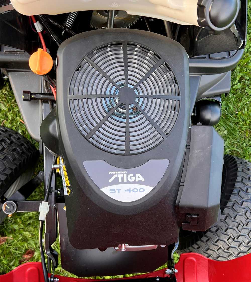 tractor-cortacesped-stiga-cg-84-h-84cm-414cc-hidrostatico2
